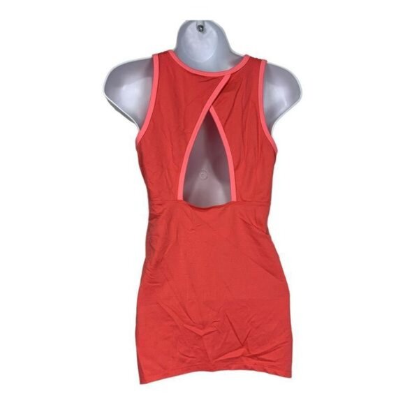 Lija Womens Red Performance Tank Top Size M - Picture 4 of 7